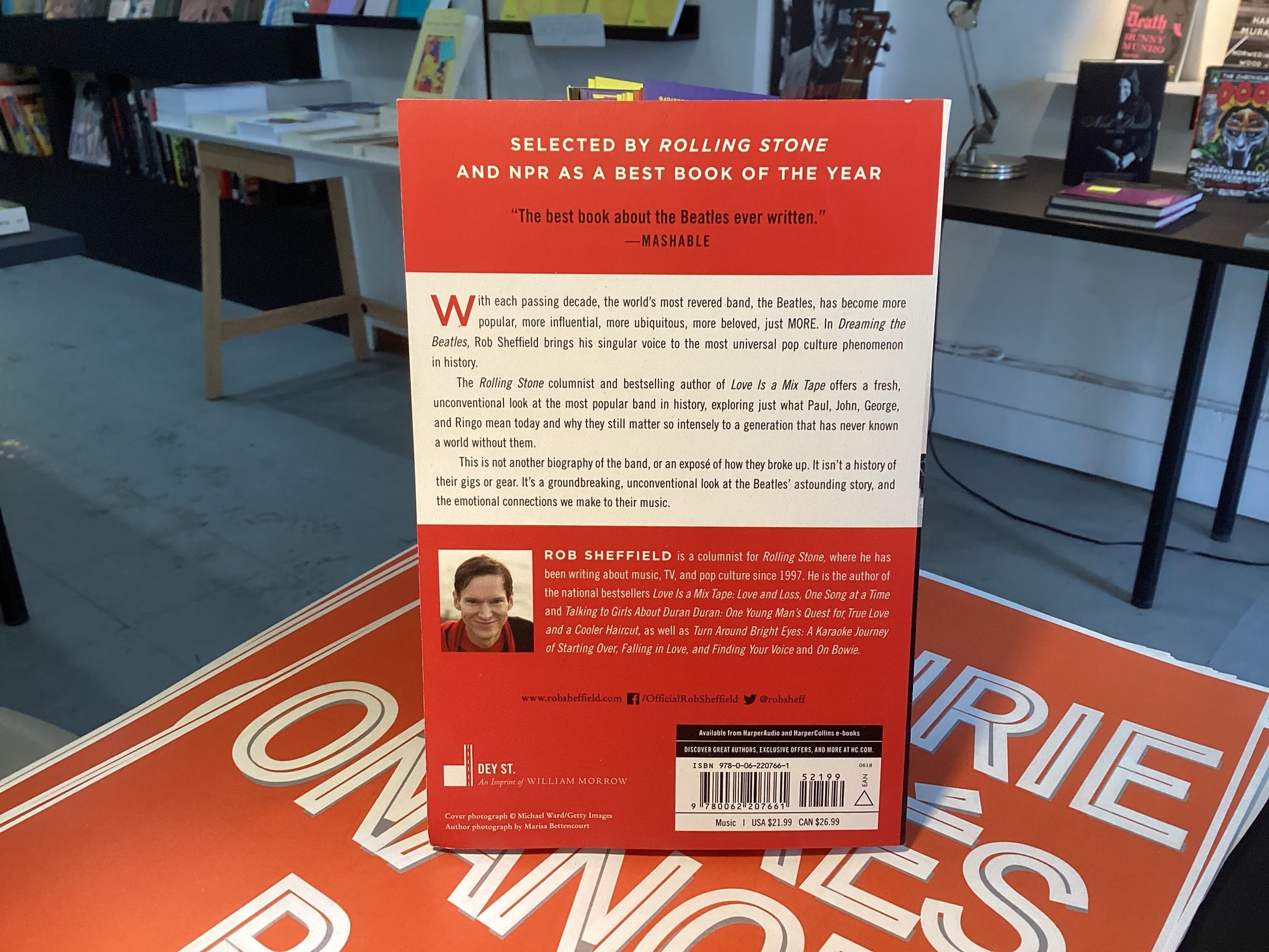 Dreaming The Beatles: The Love Story Of One Band And The Whole World