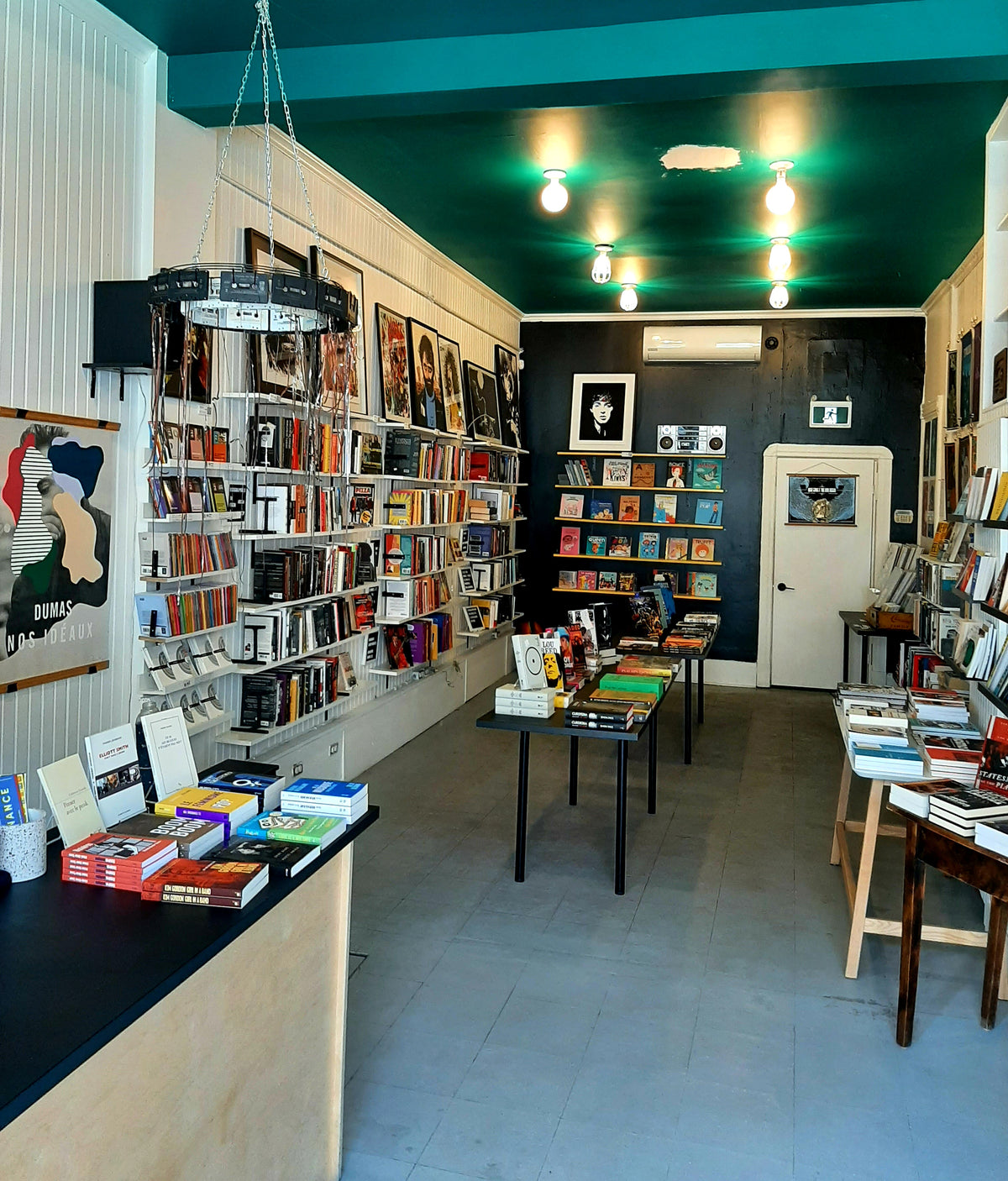 Librairie Résonance Bookstore