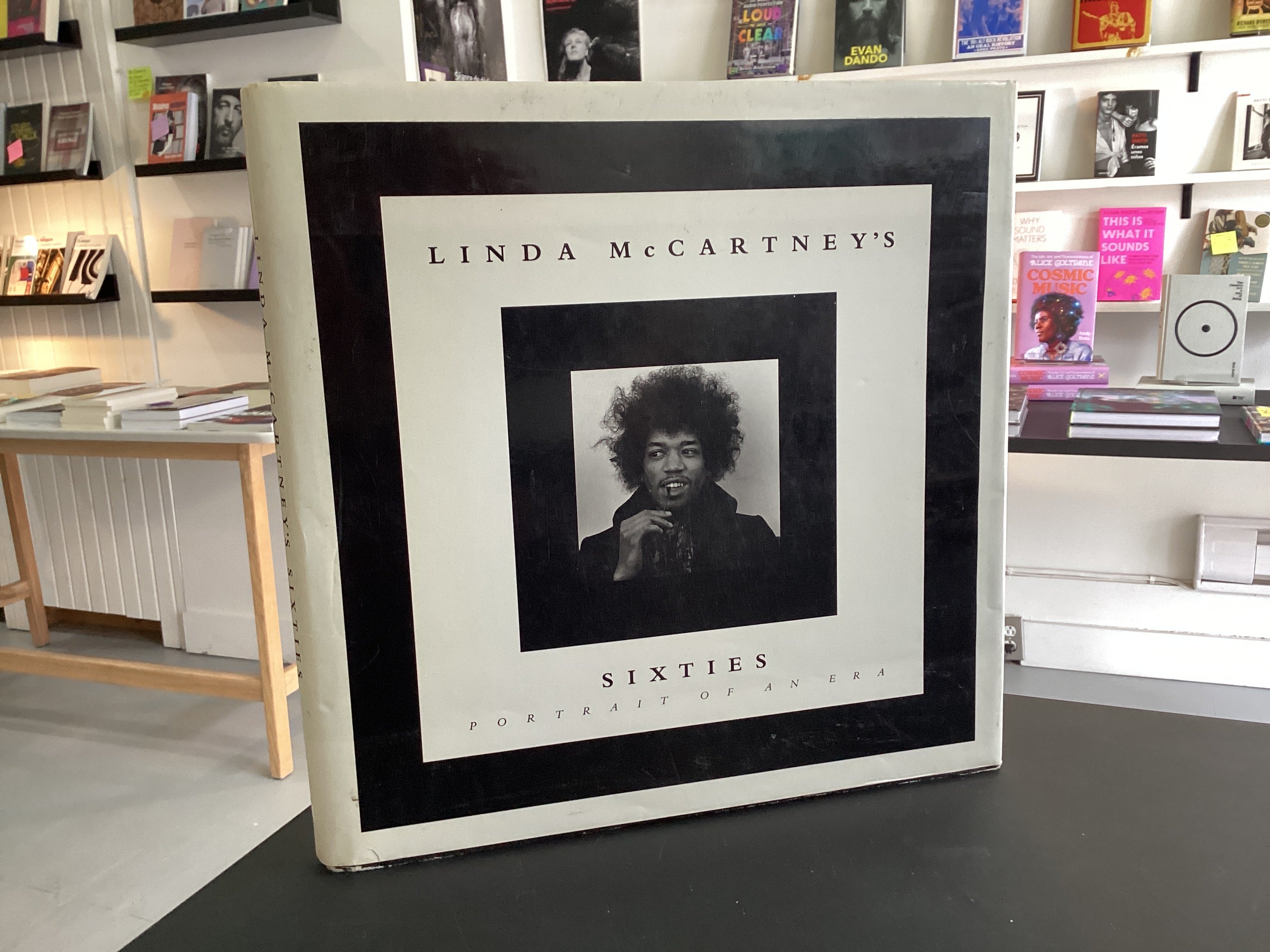 Linda McCartney's Sixties: Portrait of an Era