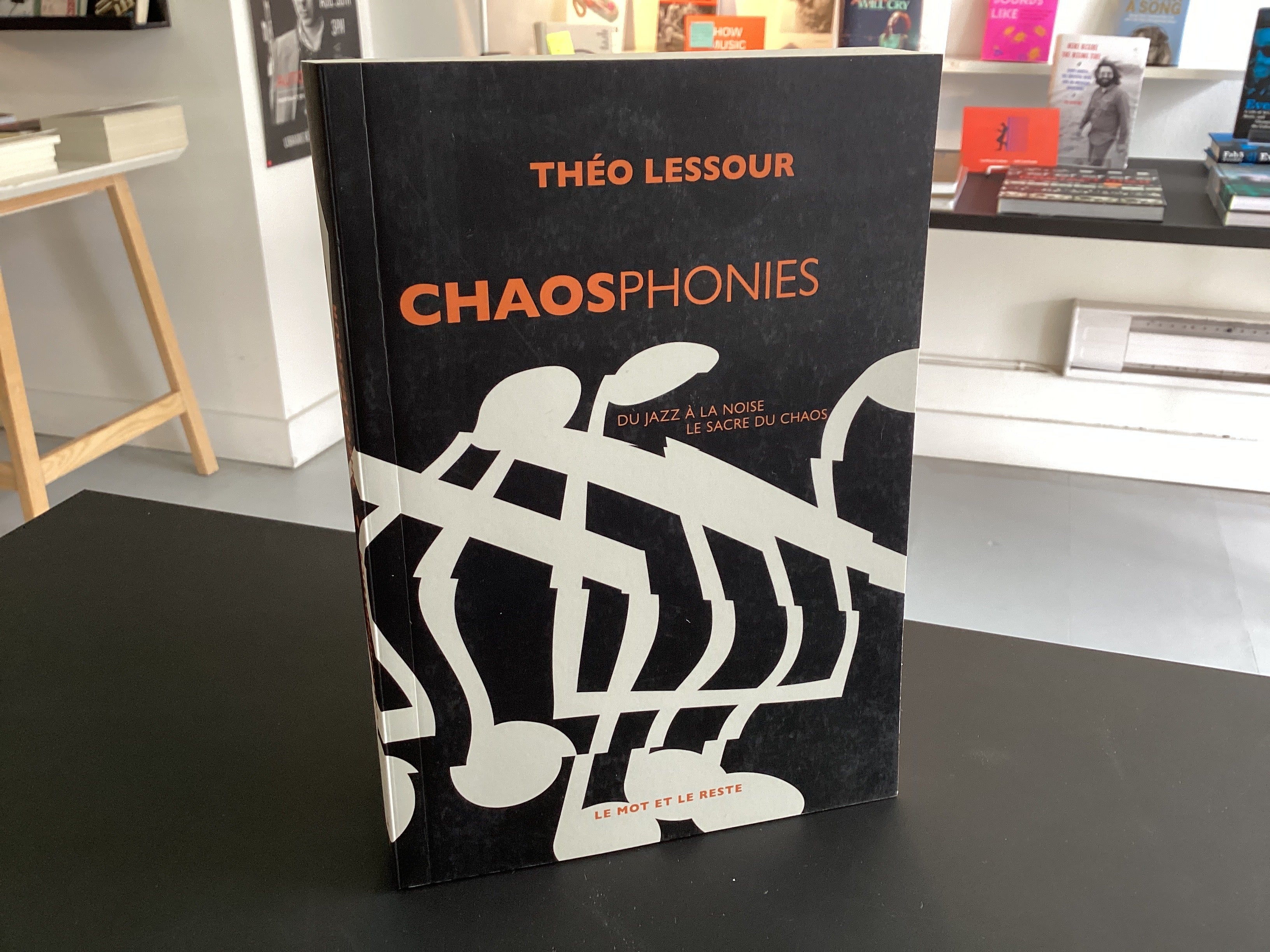 Chaosphonies: From jazz to noise, the consecration of chaos