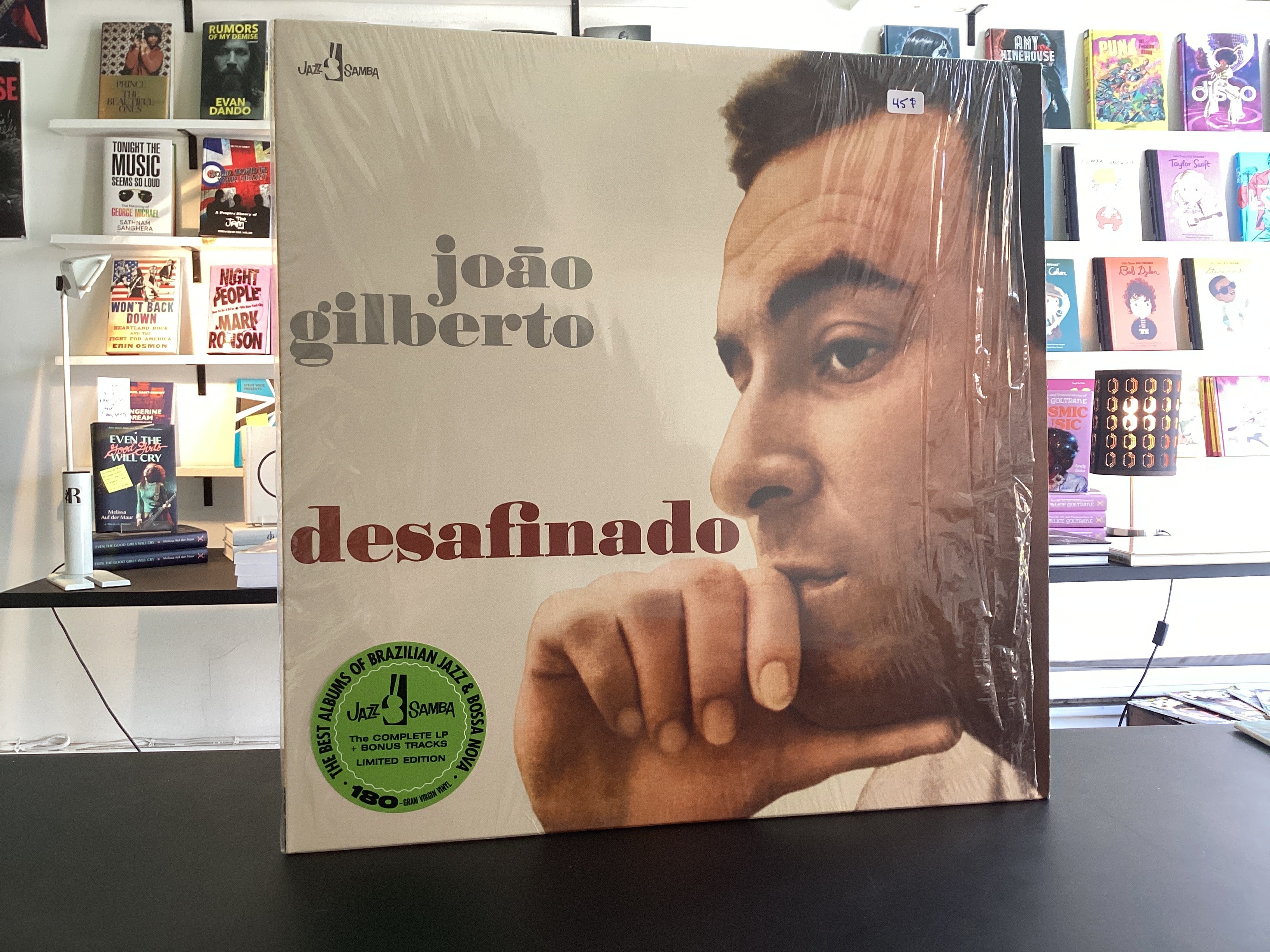 João Gilberto	Desafinado