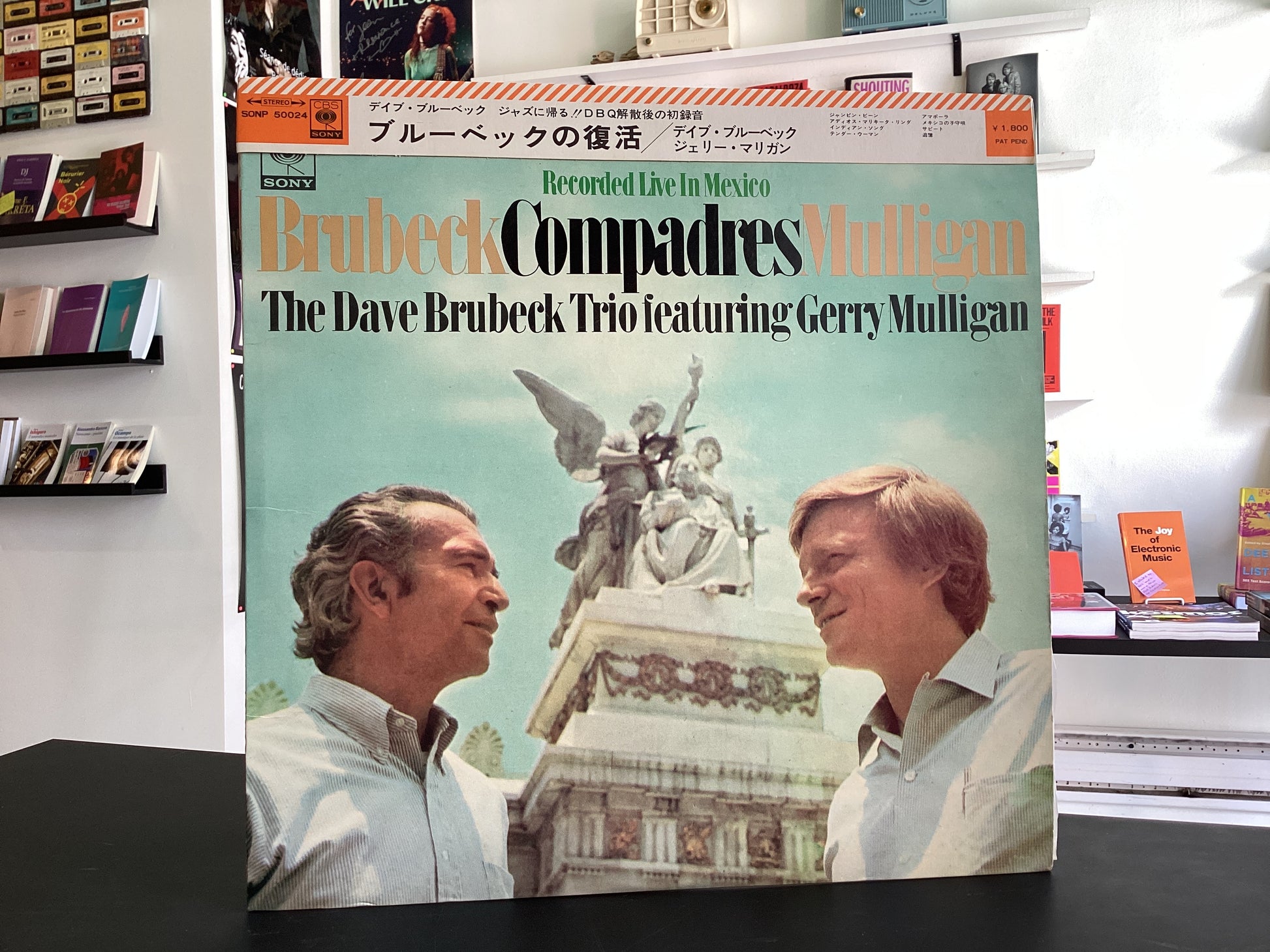 The Dave Brubeck Trio Featuring Gerry Mulligan	Compadres